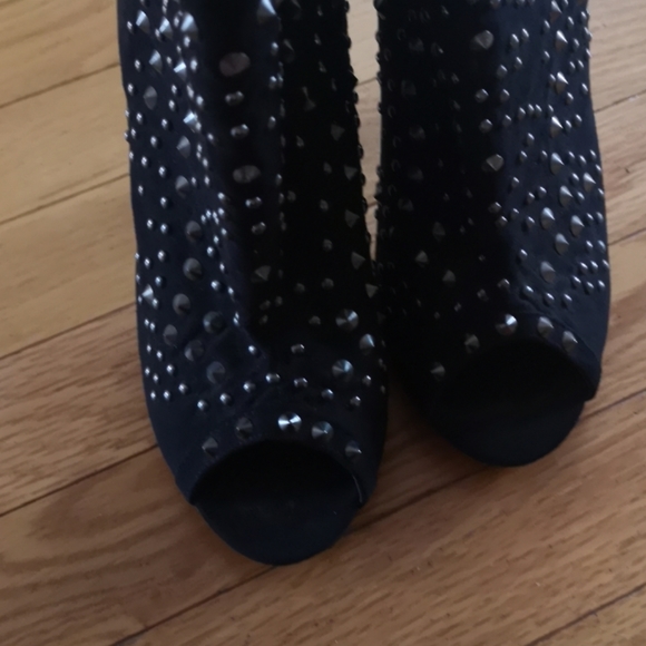 Studded peeptoe 2/50 💕 - Picture 3 of 7